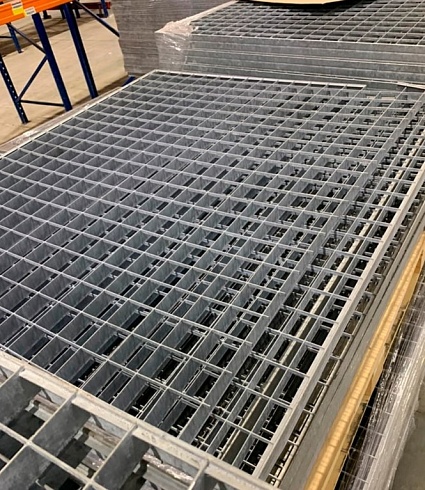 ФРОНТАЛЬНЫЕ СТЕЛЛАЖИ БУ SCHAEFER С НАСТИЛАМИ